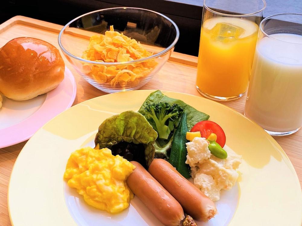 Hotel Wbf Fourstay Sapporo Exterior photo